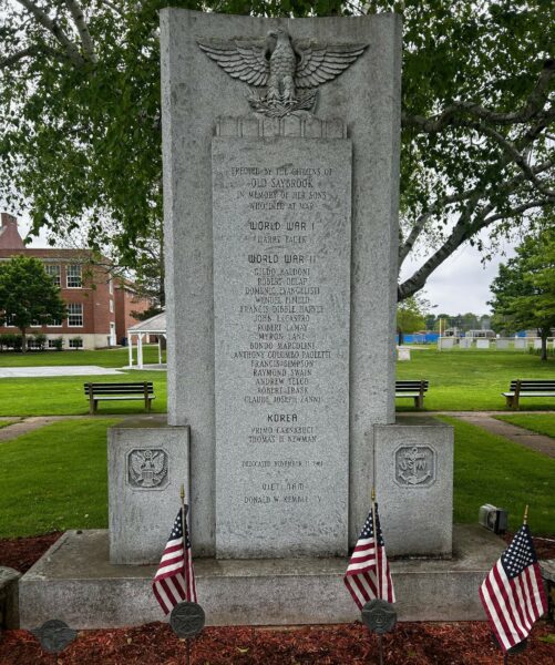 OLD SAYBROOK WAR VETERANS MEMORIAL CLOSE-UP