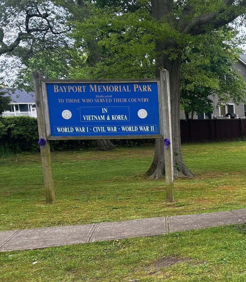 BAYPORT MEMORIAL PARK MARKER