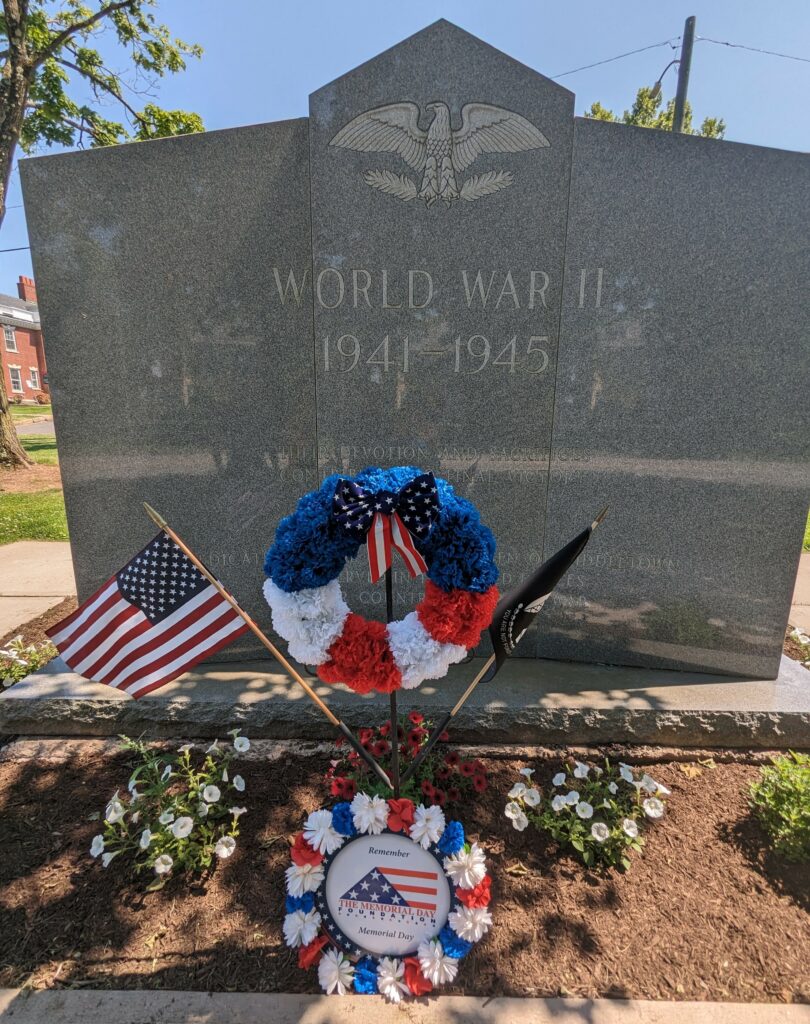 MIDDLETOWN, CT WORLD WAR II MEMORIAL