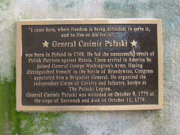 GENERAL CASIMIR PULASKI WAR MEMORIAL PLAQUE
