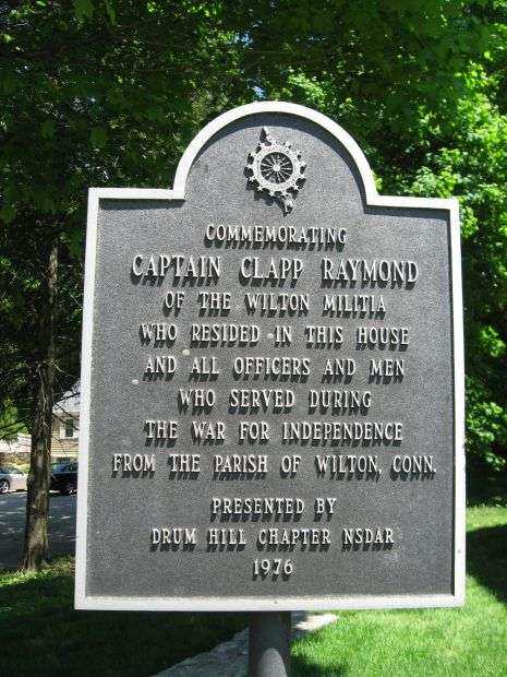 CAPTAIN CLAPP RAYMOND WAR MEMORIAL MARKER