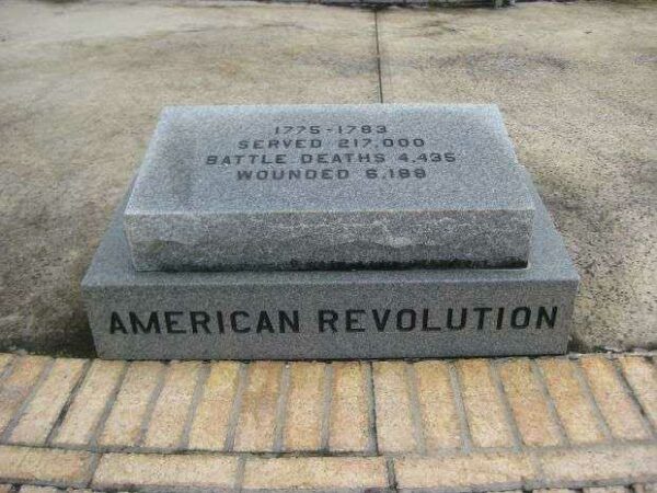 FORT MEADE VETERANS MEMORIAL AMERICAN REVOLUTION STONE