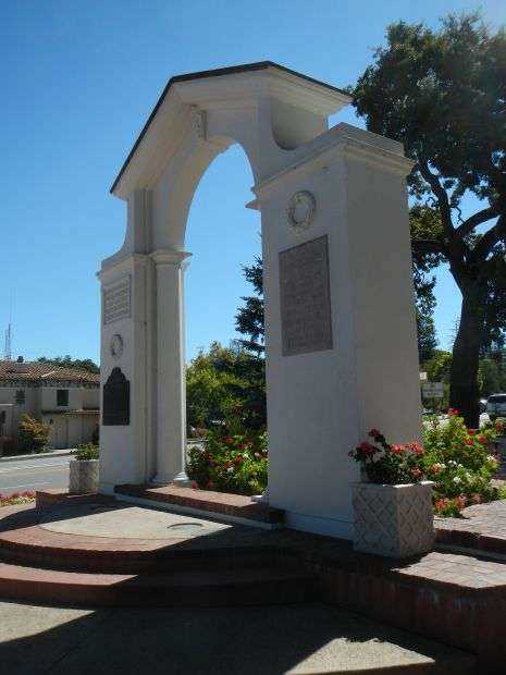 SARATOGA WORLD WAR I MEMORIAL ARCH