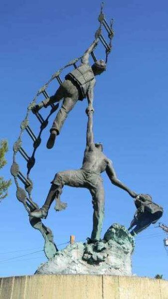 AMERICAN MERCHANT MARINE VETERANS MEMORIAL