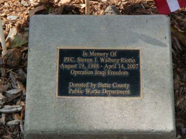 PFC. STEVEN J. WALBERG-RIOTTO MEMORIAL PLAQUE