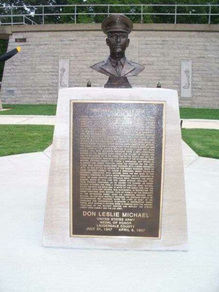 DON LESLIE MICHAEL MEDAL OF HONOR WAR MEMORIAL