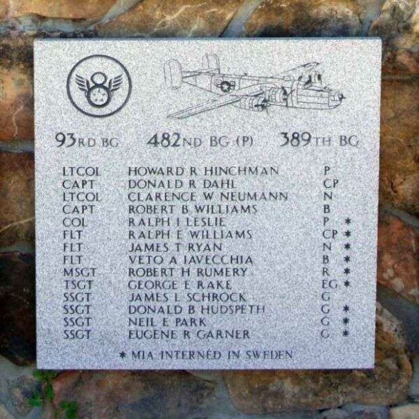 93RD BG 482ND BG (P) 389TH BG WAR MEMORIAL PLAQUE