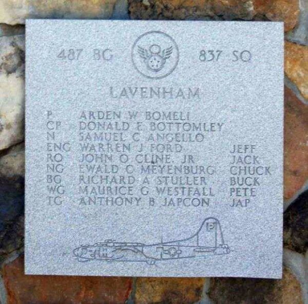 487 BG 837 SQ WAR MEMORIAL PLAQUE