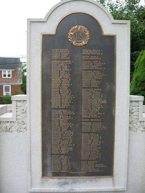 PAWCATUCK WORLD WAR I MEMORIAL LEFT PLAQUE