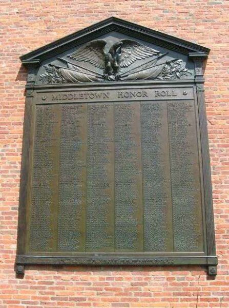 MIDDLETOWN HONOR ROLL RIGHT PLAQUE