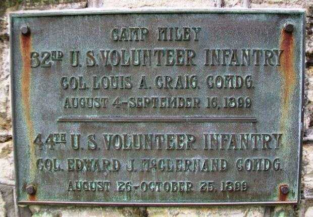 32ND AND 44TH U.S. VOLUNTEER INFANTRIES WAR MEMORIAL PLAQUE