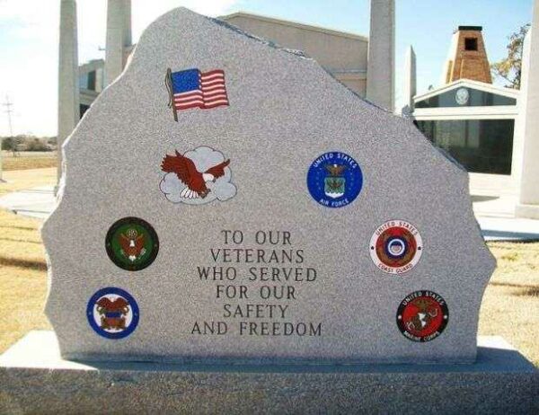 LAKIN VETERANS MEMORIAL ENTRANCE STONE