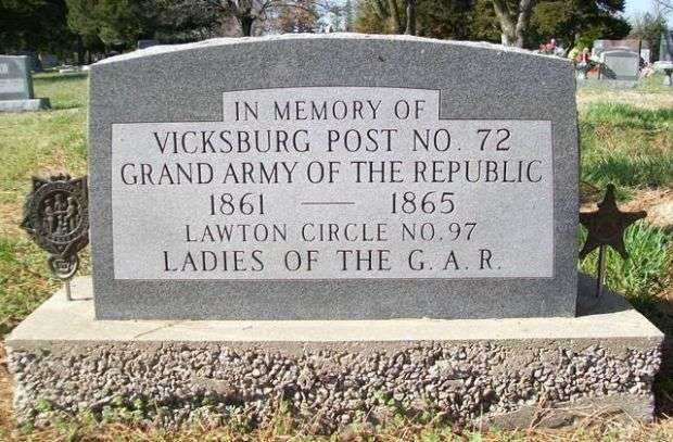 MOUNT HOPE CEMETERY G.A.R. POST NO. 72 WAR MEMORIAL