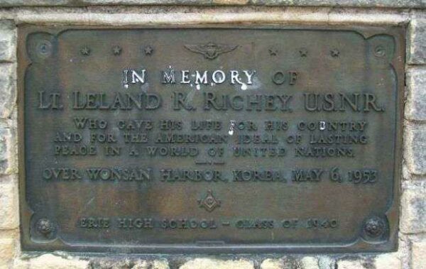 LT. LELAND R. RICHEY MEMORIAL PLAQUE