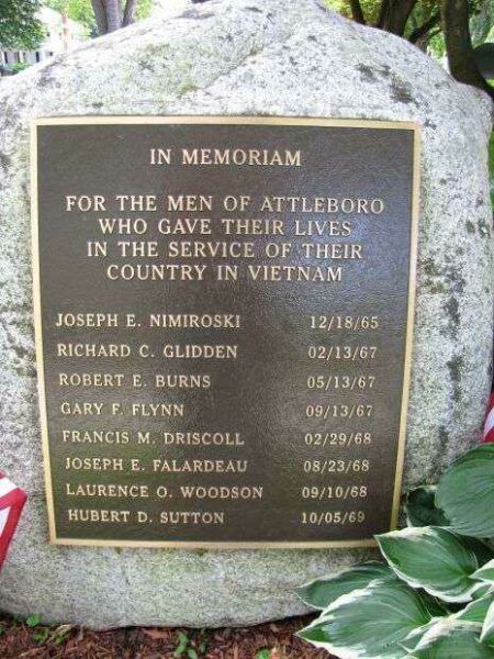 ATTLEBORO VIETNAM VETERAN’S MEMORIAL