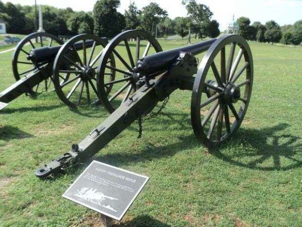 ANTIETAM 3-INCH ORDNANCE RIFLE MEMORIAL CANNON