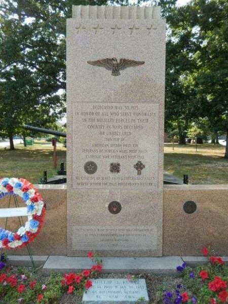 ABERDEEN VETERANS MEMORIAL