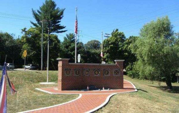LINTHICUM HEIGHTS VETERANS MEMORIAL