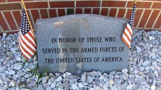 LINTHICUM HEIGHTS VETERANS MEMORIAL STONE