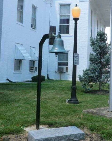 DESTROYERS USS CASSIN WAR MEMORIAL BELL