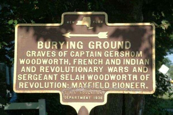 BURYING GROUND OF REVOLUTIONARY WAR SOLDIERS MEMORIAL MARKER