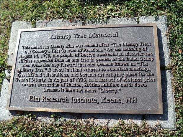 FORT LEE LIBERTY TREE MEMORIAL PLAQUE