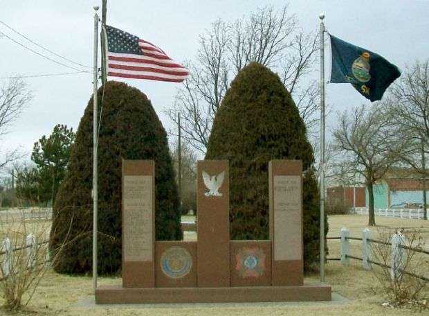 ELLIS COUNTY WAR MEMORIAL