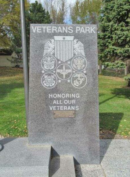 VETERANS PARK MEMORIAL STONE