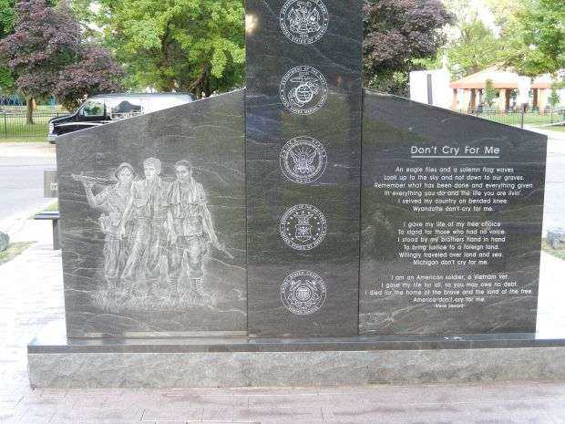 WYANDOTTE VIETNAM VETERANS MEMORIAL BACK