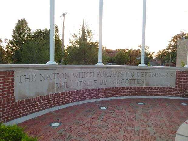 WYANDOTTE PURPLE HEART MEMORIAL STONE