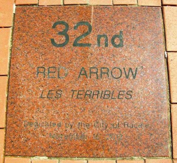 32ND ‘RED ARROW’ INFANTRY DIVISION MEMORIAL PAVER