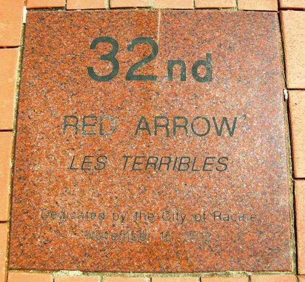 32ND ‘RED ARROW’ INFANTRY DIVISION MEMORIAL PAVER