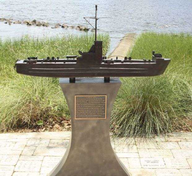 THE GATOR NAVY MEMORIAL LANDING CRAFT