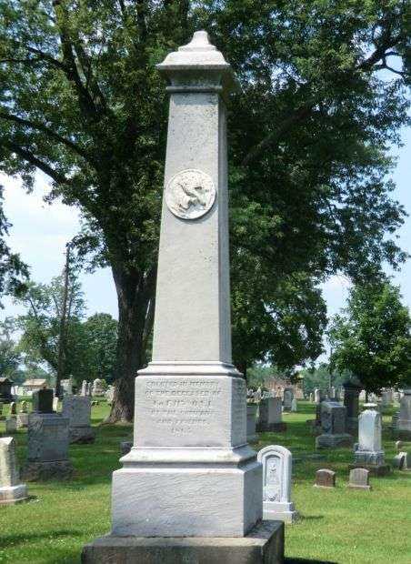 IN MEMORY OF THE DECEASED OF CO. F, 115TH O.V.I. WAR MEMORIAL