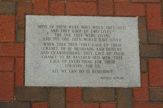 WAYNE COUNTY, NC VETERANS MEMORIAL STONE