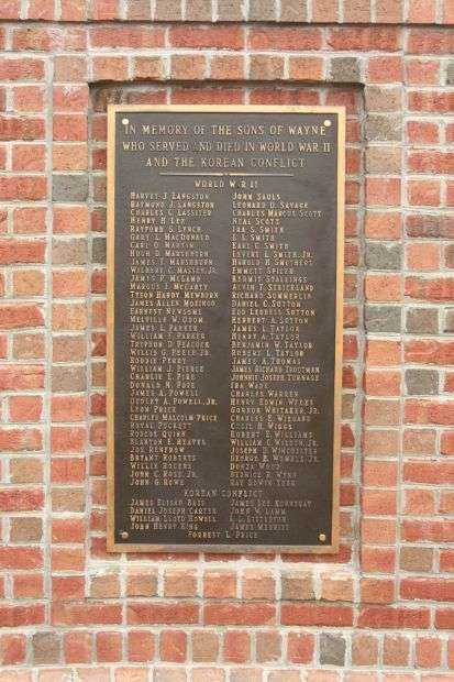 WAYNE COUNTY, NC VETERANS MEMORIAL WORLD WAR II AND KOREAN CONFLICT PLAQUE II
