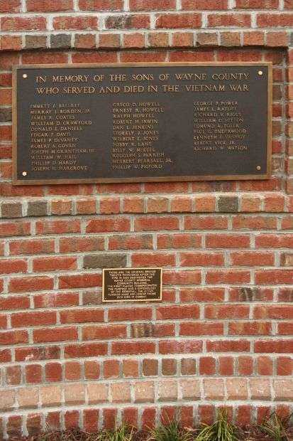 WAYNE COUNTY, NC VETERANS MEMORIAL VIETNAM WAR PLAQUE