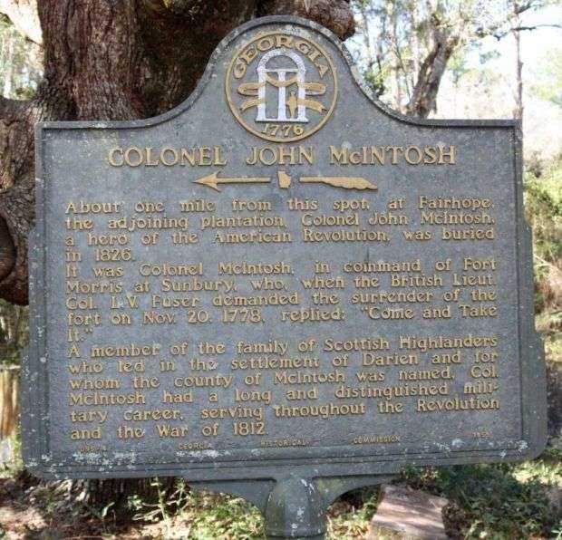 COLONEL JOHN MCINTOSH WAR MEMORIAL MARKER