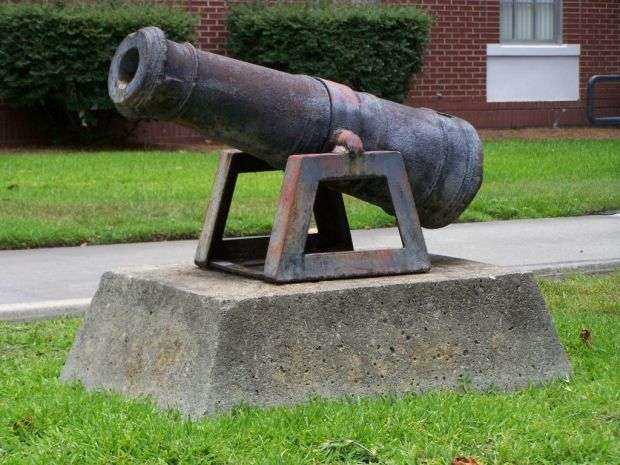 FORT MORRIS CANNON MEMORIAL