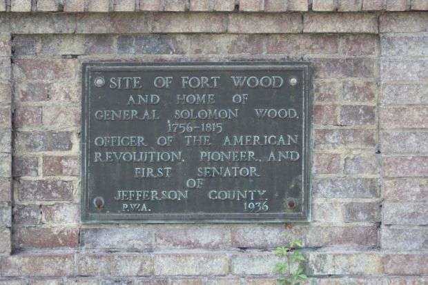 SITE OF FORT WOOD MEMORIAL PLAQUE