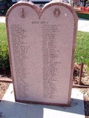 KNOX COUNTY WORLD WAR II MEMORIAL (NAMES L-Z)