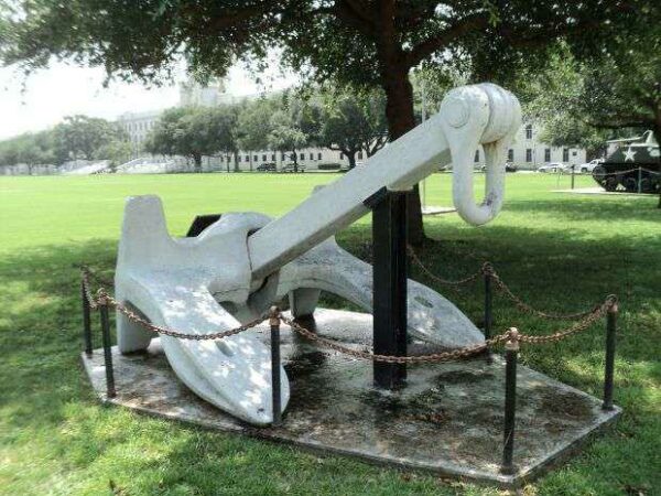 ANCHOR OF THE U.S.S. CORAL SEA MEMORIAL