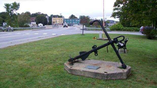 FIRST NAVAL BATTLE OF THE AMERICAN REVOLUTION MEMORIAL ANCHOR