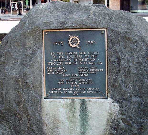 EDGAR COUNTY REVOLUTIONARY WAR MEMORIAL BACK