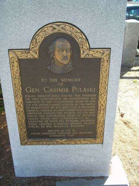 GEN. CASIMIR PULASKI PORTRAIT MEMORIAL PLAQUE