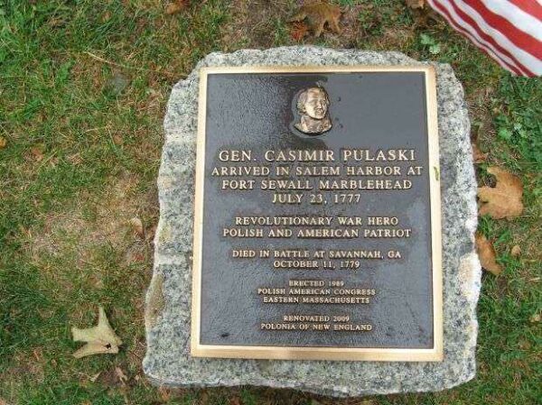 GEN. CASIMIR PULASKI WAR MEMORIAL PLAQUE