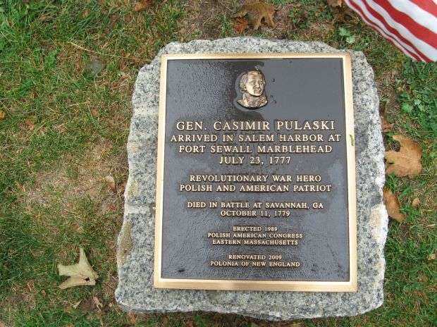 GEN. CASIMIR PULASKI WAR MEMORIAL PLAQUE