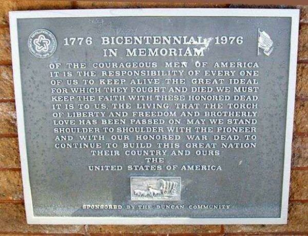 DUNCAN BICENTENNIAL IN MEMORIAM MEMORIAL