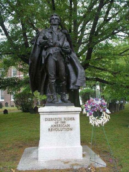 DISPATCH RIDER OF THE AMERICAN REVOLUTION MEMORIAL