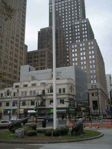 THIS LIBERTY POLE MEMORIAL